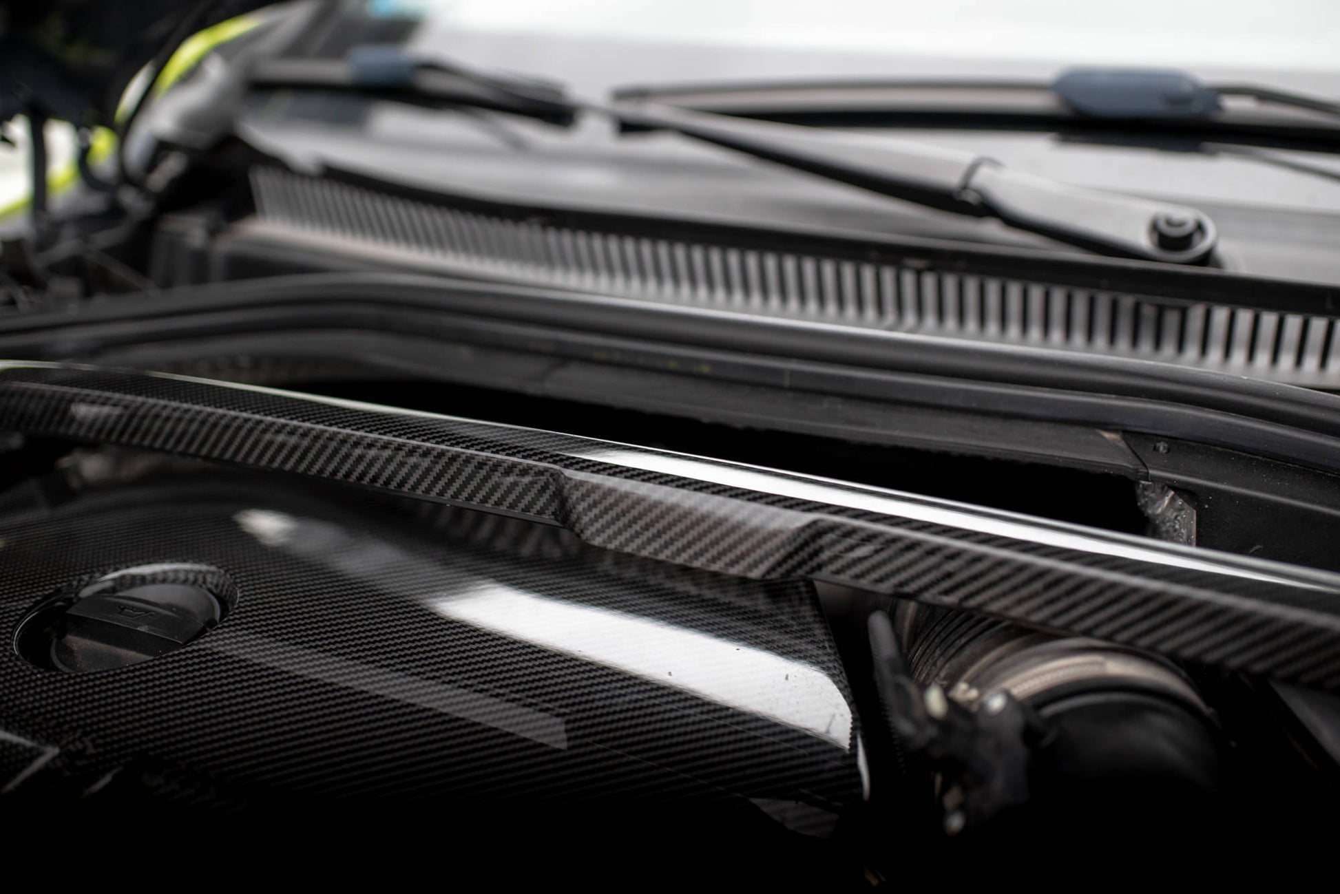 Maxton Carbon Fiber Strut Bar Cover BMW 1er F40 M135i