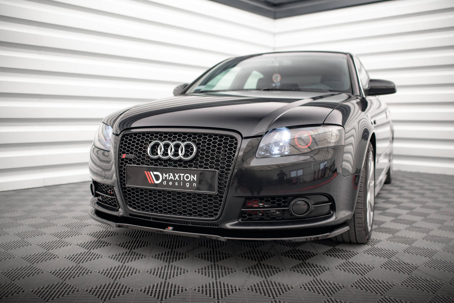 Maxton Front Ansatz für Audi A4 S-Line B7 schwarz Hochglanz