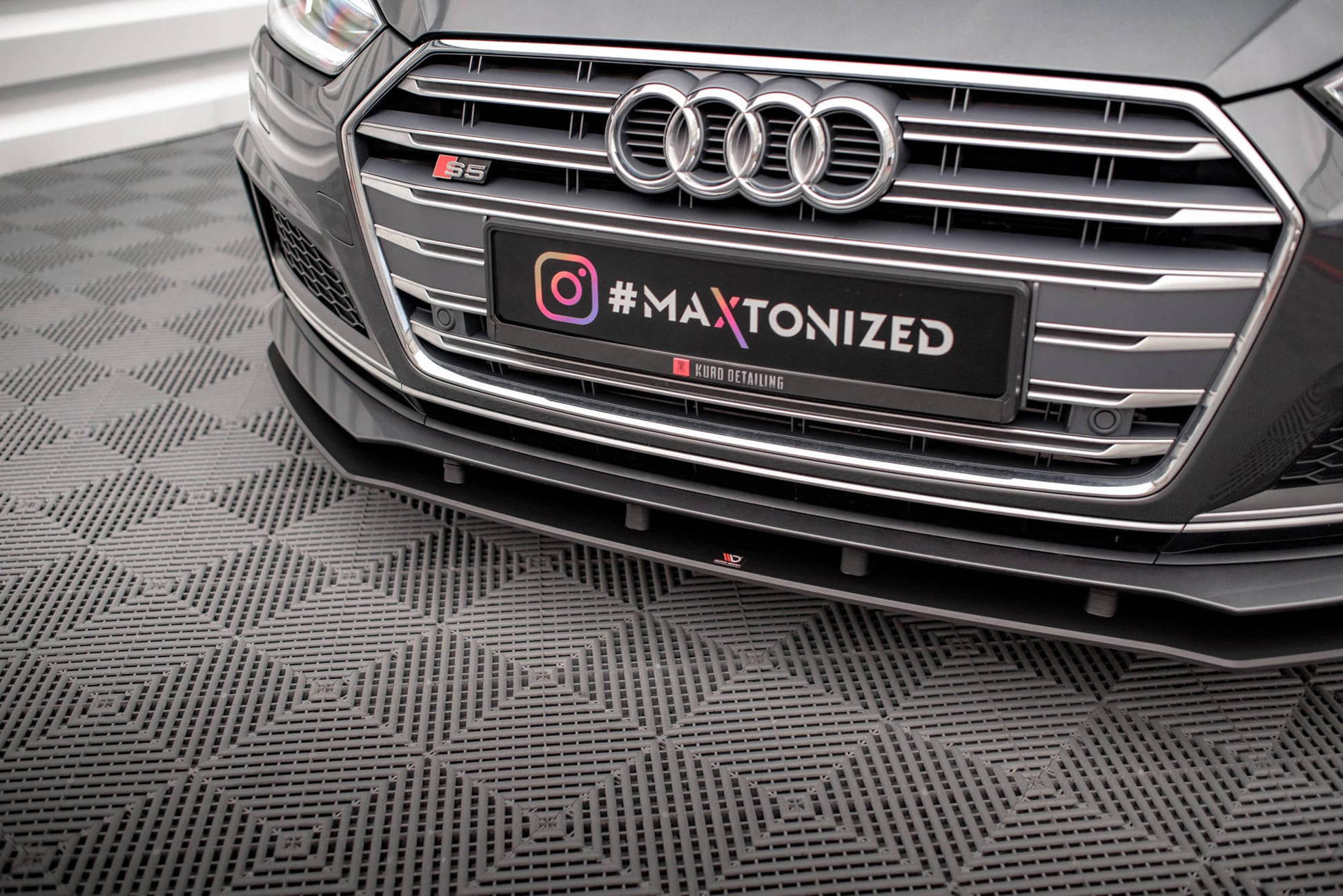 Maxton Street Pro Front Ansatz für für Audi A5 S-Line / S5 Coupe / Sportback F5