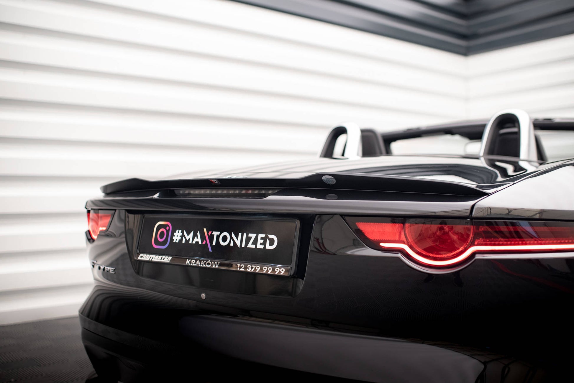 Maxton Spoiler CAP für Jaguar F-Type Mk1 Facelift schwarz Hochglanz