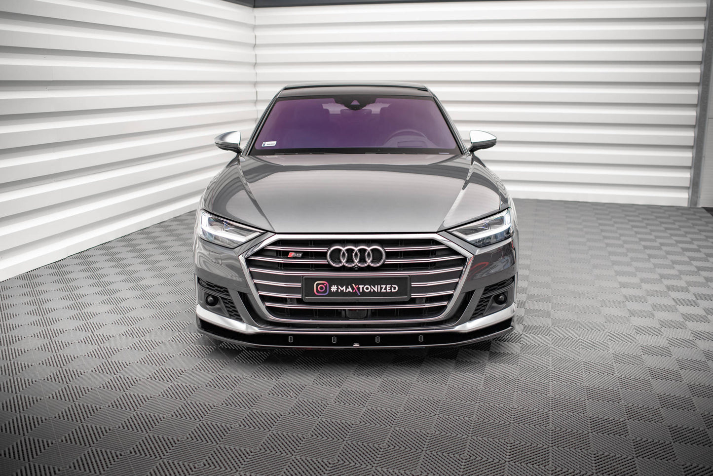 Maxton Front Ansatz V.2 für Audi S8 / A8 S-Line D5 schwarz Hochglanz