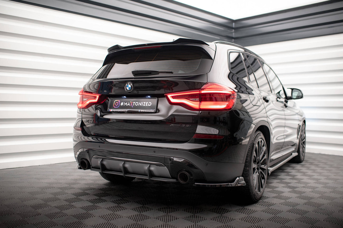 Maxton Spoiler CAP für BMW X3 G01 schwarz Hochglanz