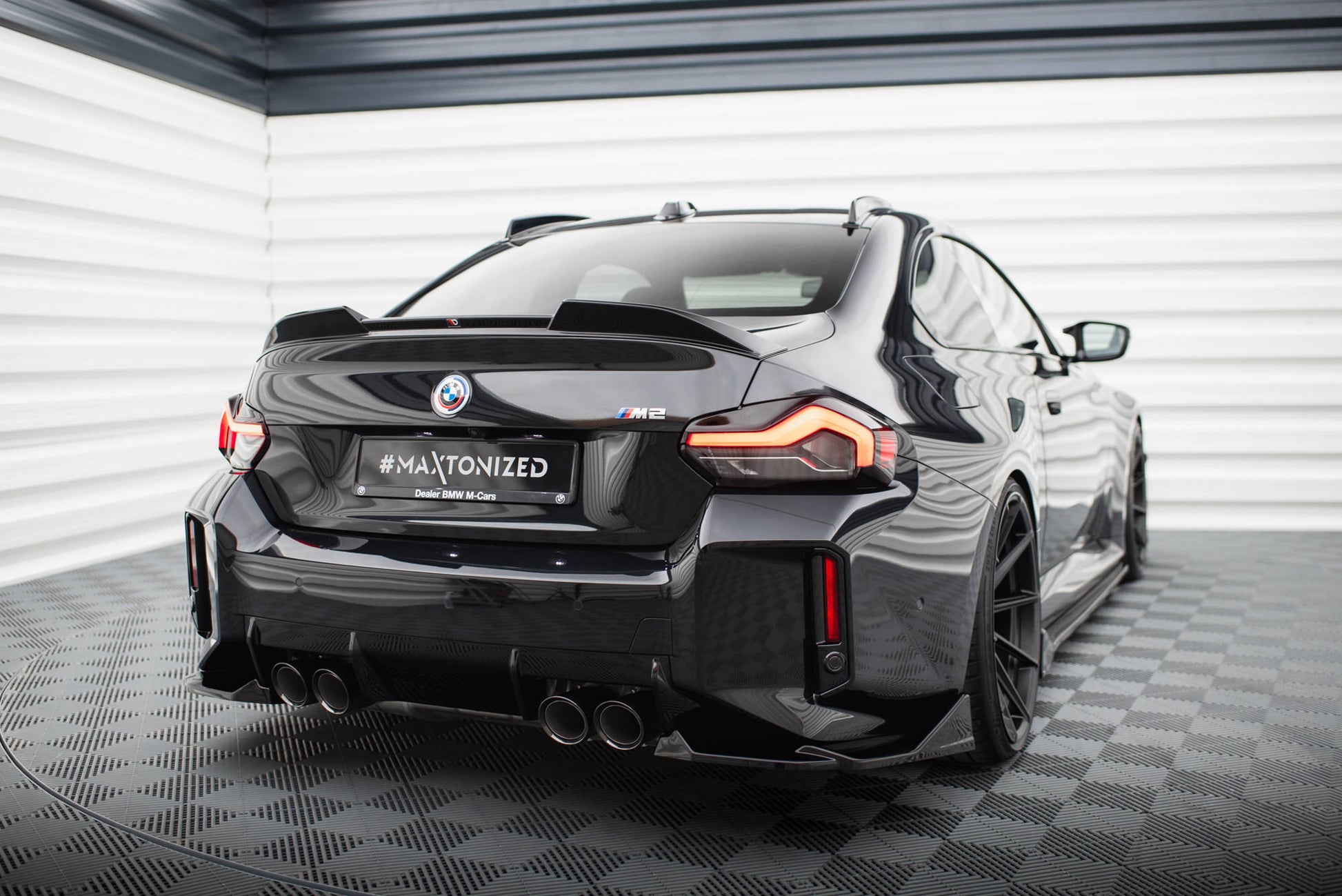 Maxton Heck Ansatz Flaps Diffusor V.2 für BMW M2 G87 schwarz Hochglanz
