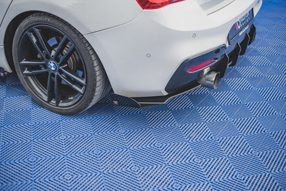 Maxton Robuste Racing Heck Ansatz Flaps Diffusor V.2 +Flaps für BMW 1er F20 M140i  schwarz Hochglanz