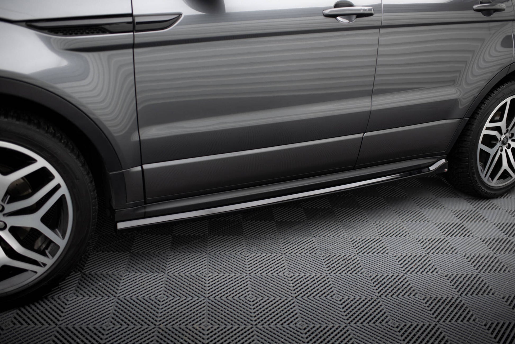 Maxton Seitenschweller Ansatz für Land Rover Range Rover Evoque HSE Dynamic Mk1 Facelift schwarz Hochglanz