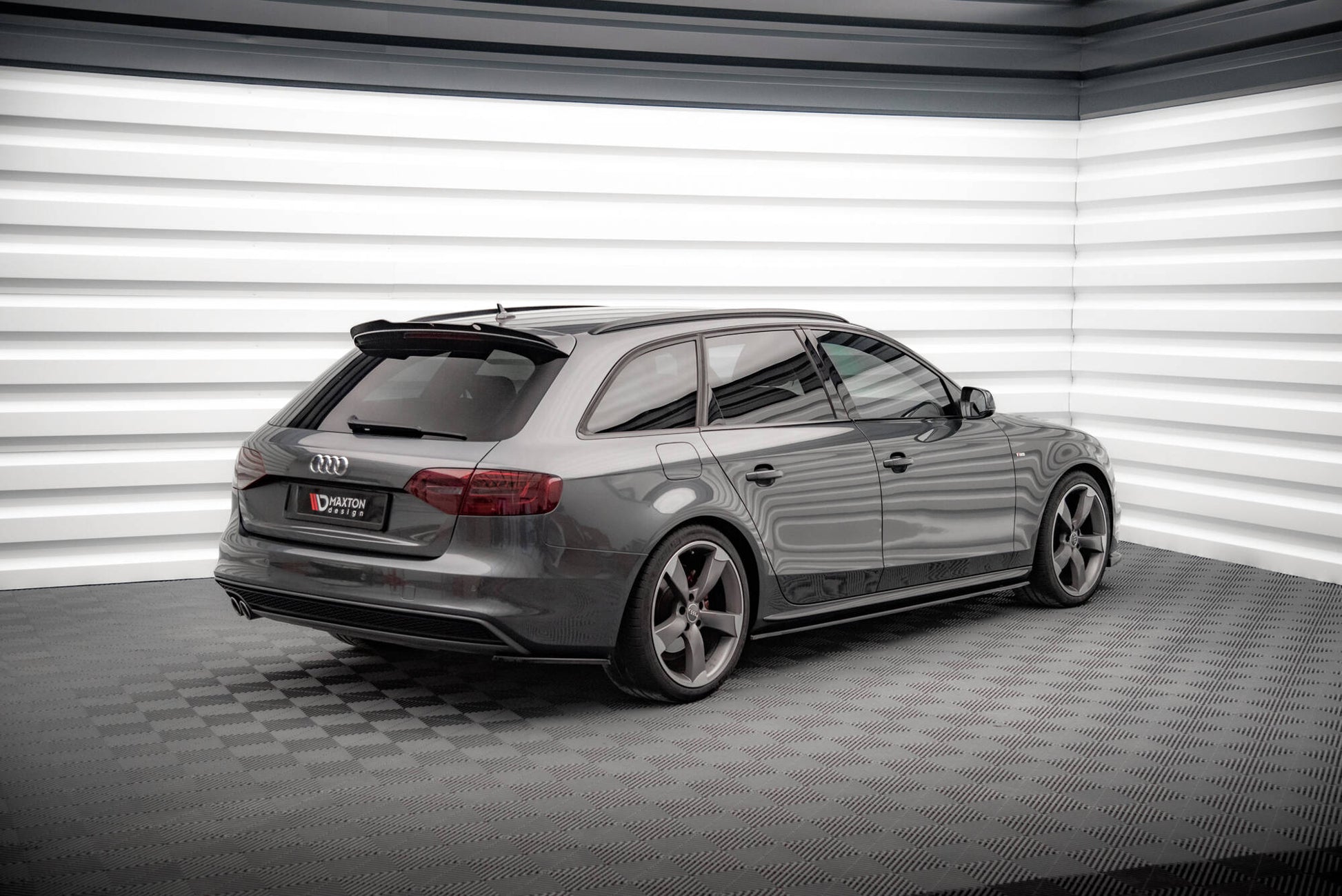 Maxton Spoiler CAP für Audi A4 S-Line / S4 Avant B8 Facelift schwarz Hochglanz