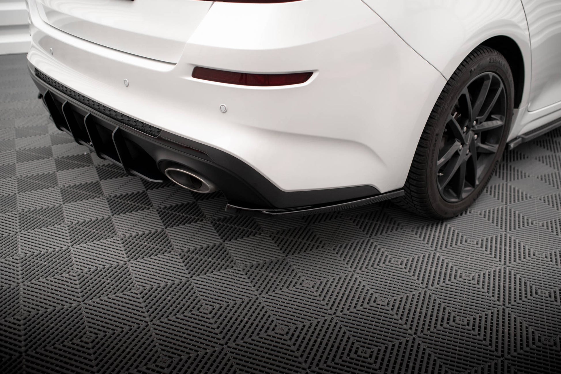 Maxton Heck Ansatz Flaps Diffusor V.2 für Kia Optima Mk4 Facelift schwarz Hochglanz