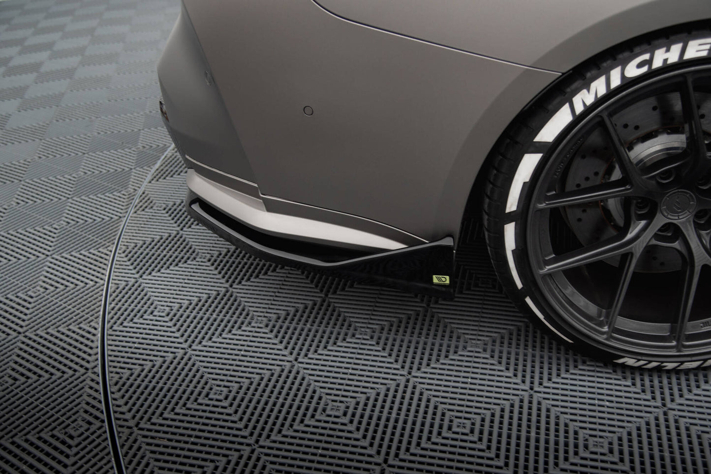 Maxton Heck Ansatz Flaps Diffusor V.3 für CSL Look BMW M4 G82 schwarz Hochglanz