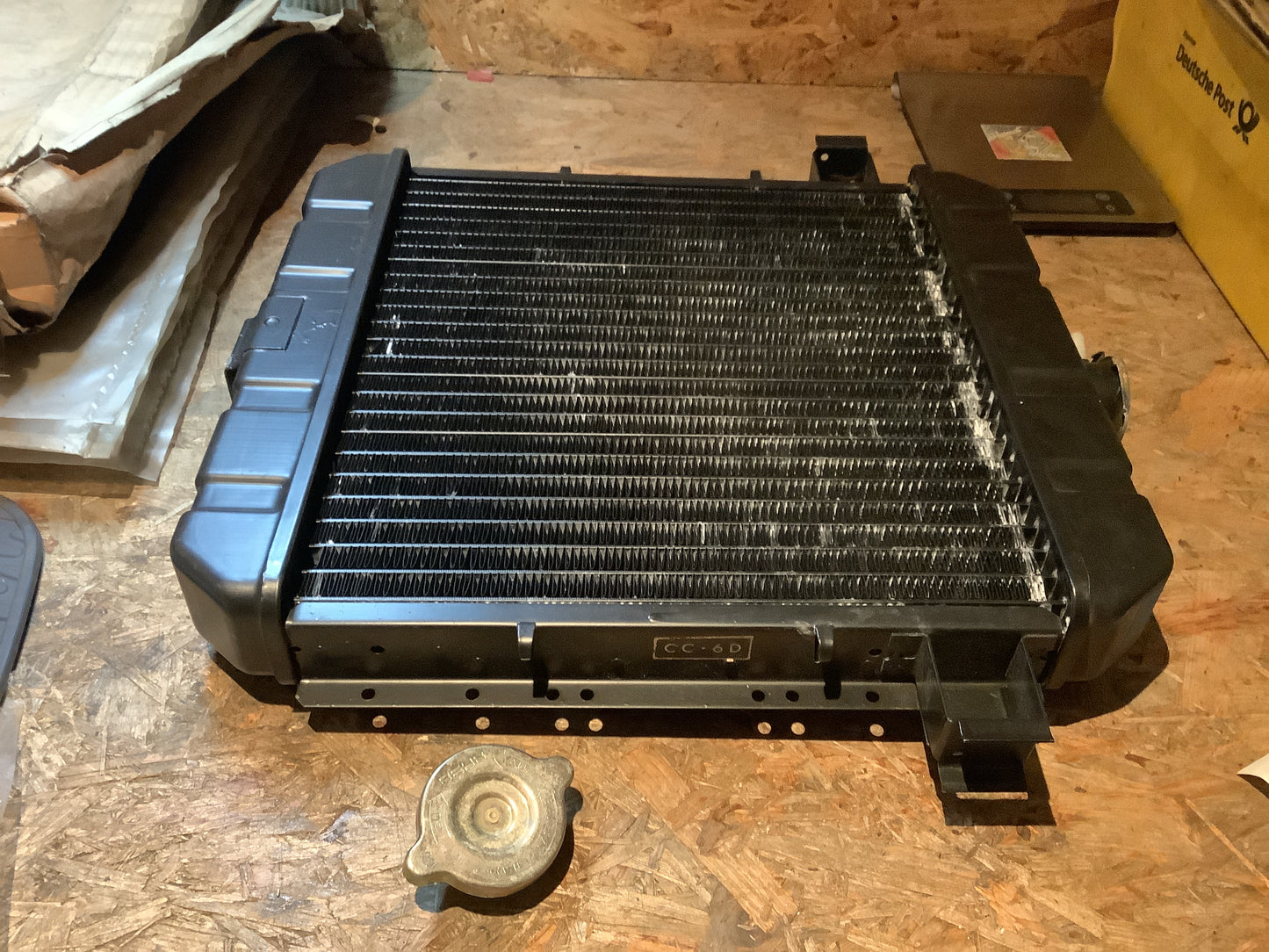 Opel Kadett C 1,6L, Ascona B 1,6L/1,9L Kühler Original Behr NEU