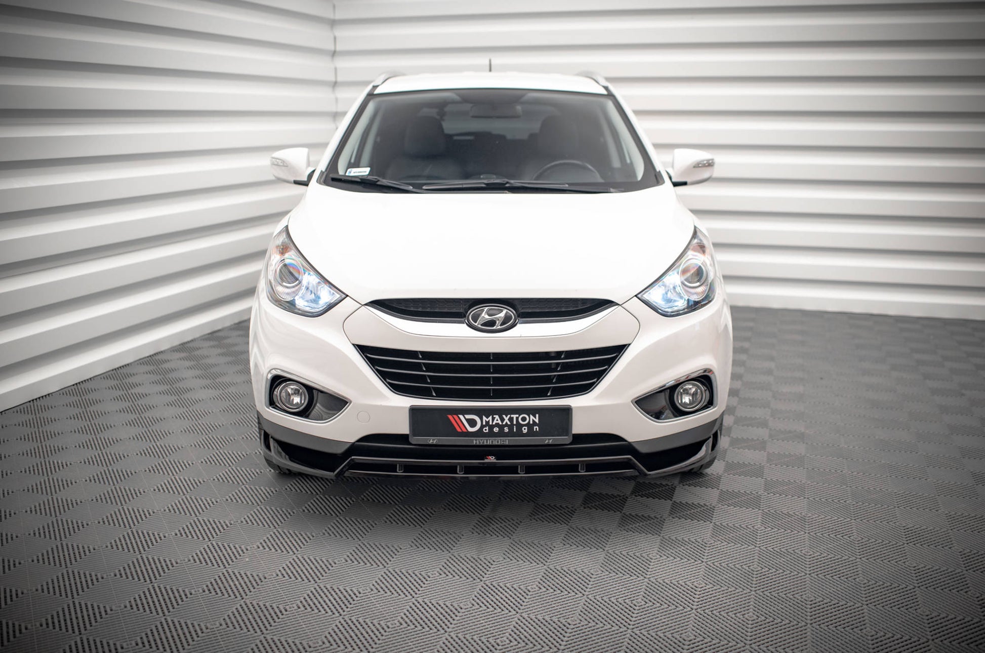 Maxton Front Ansatz für Hyundai ix35 Mk1 schwarz Hochglanz