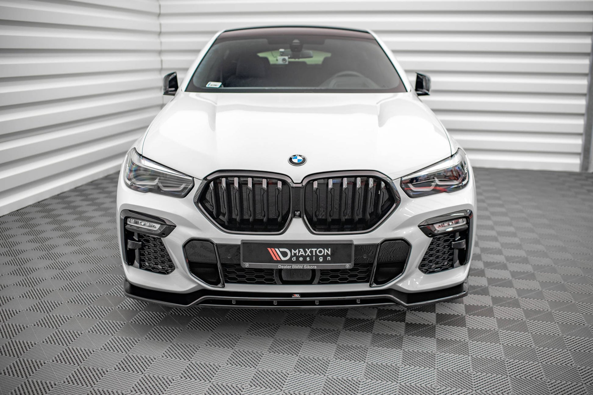 Maxton Front Ansatz V.2 für BMW X6 M-Paket G06 schwarz Hochglanz