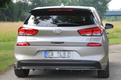 Maxton Mittlerer Diffusor Heck Ansatz für im DTM LOOK HYUNDAI I30 MK3 HATCHBACK schwarz Hochglanz