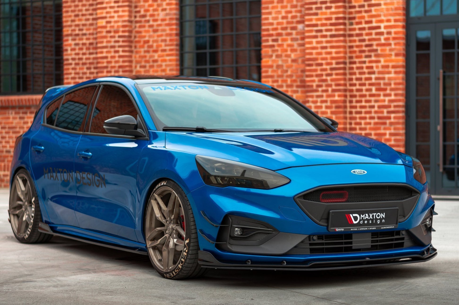 Maxton Front Ansatz für Set Ford Focus Mk4 St-line