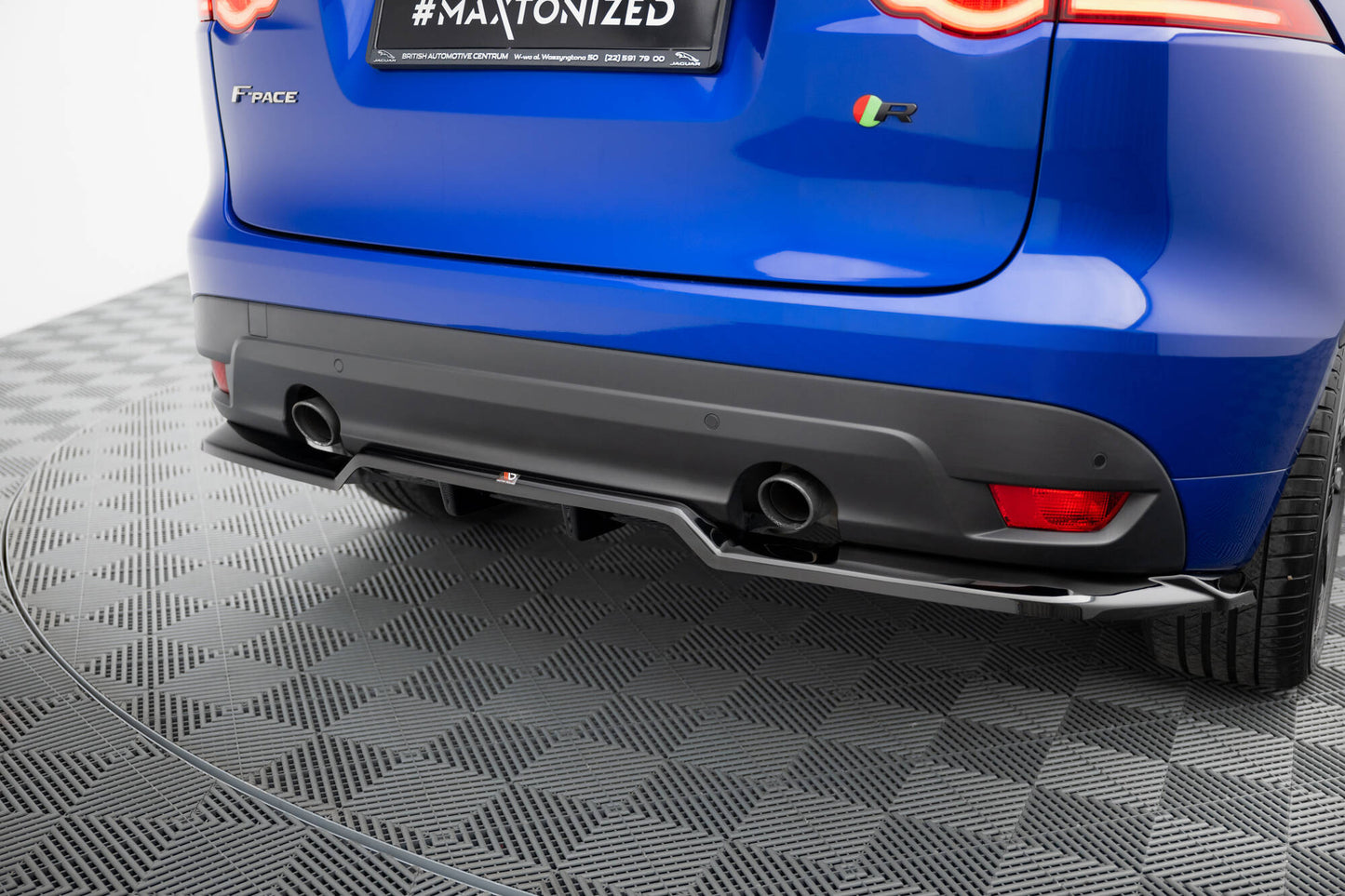 Maxton Hinten Splitter (mit einem vertikalem balken) Jaguar F-Pace R-Sport Mk1 schwarz Hochglanz
