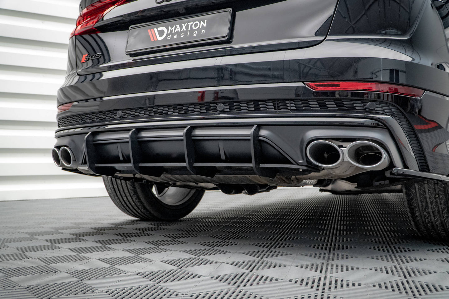 Maxton Street Pro Heckschürze für Audi SQ8 Mk1