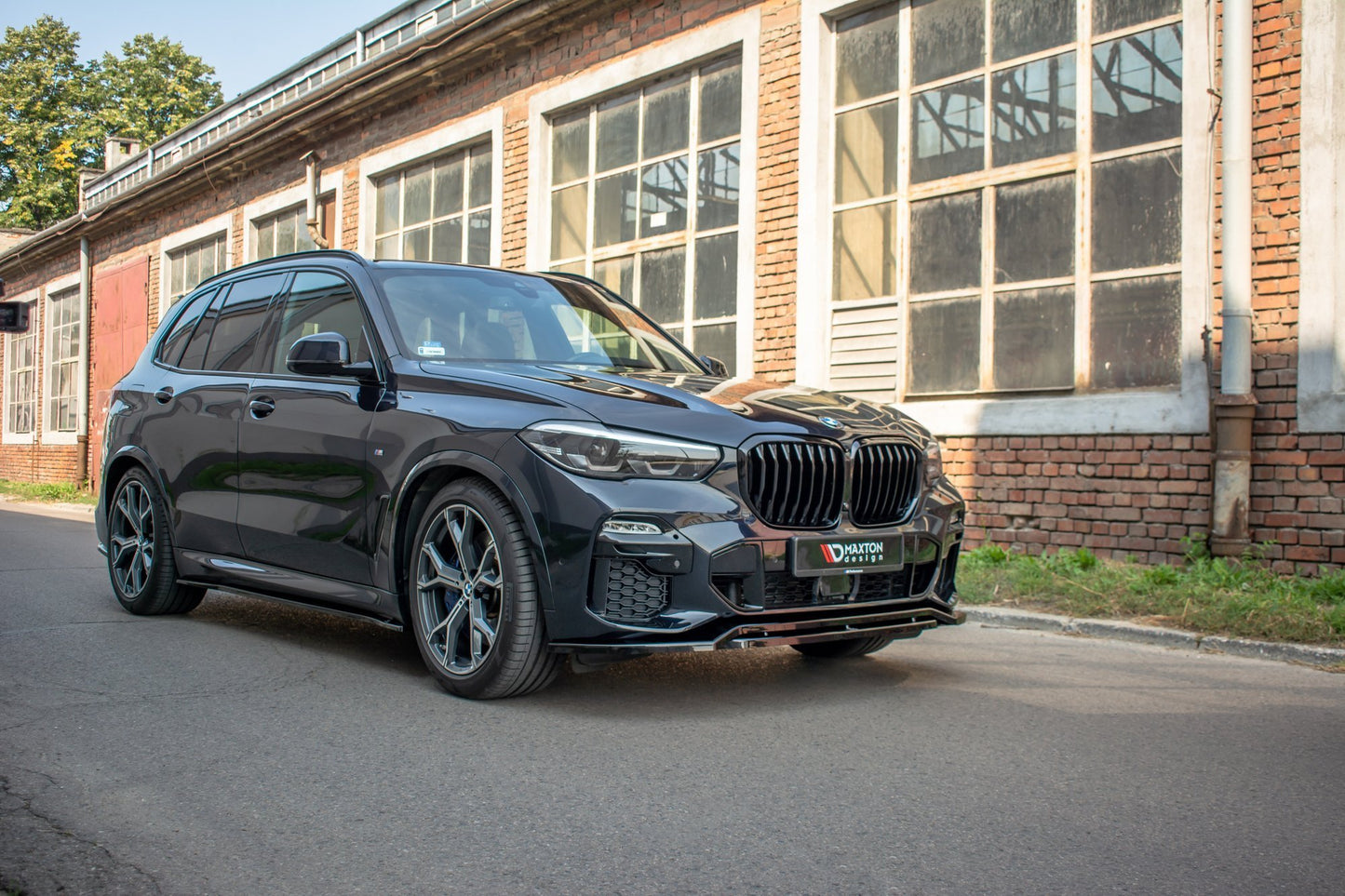 Maxton Front Ansatz für BMW X5 G05 M Paket schwarz Hochglanz