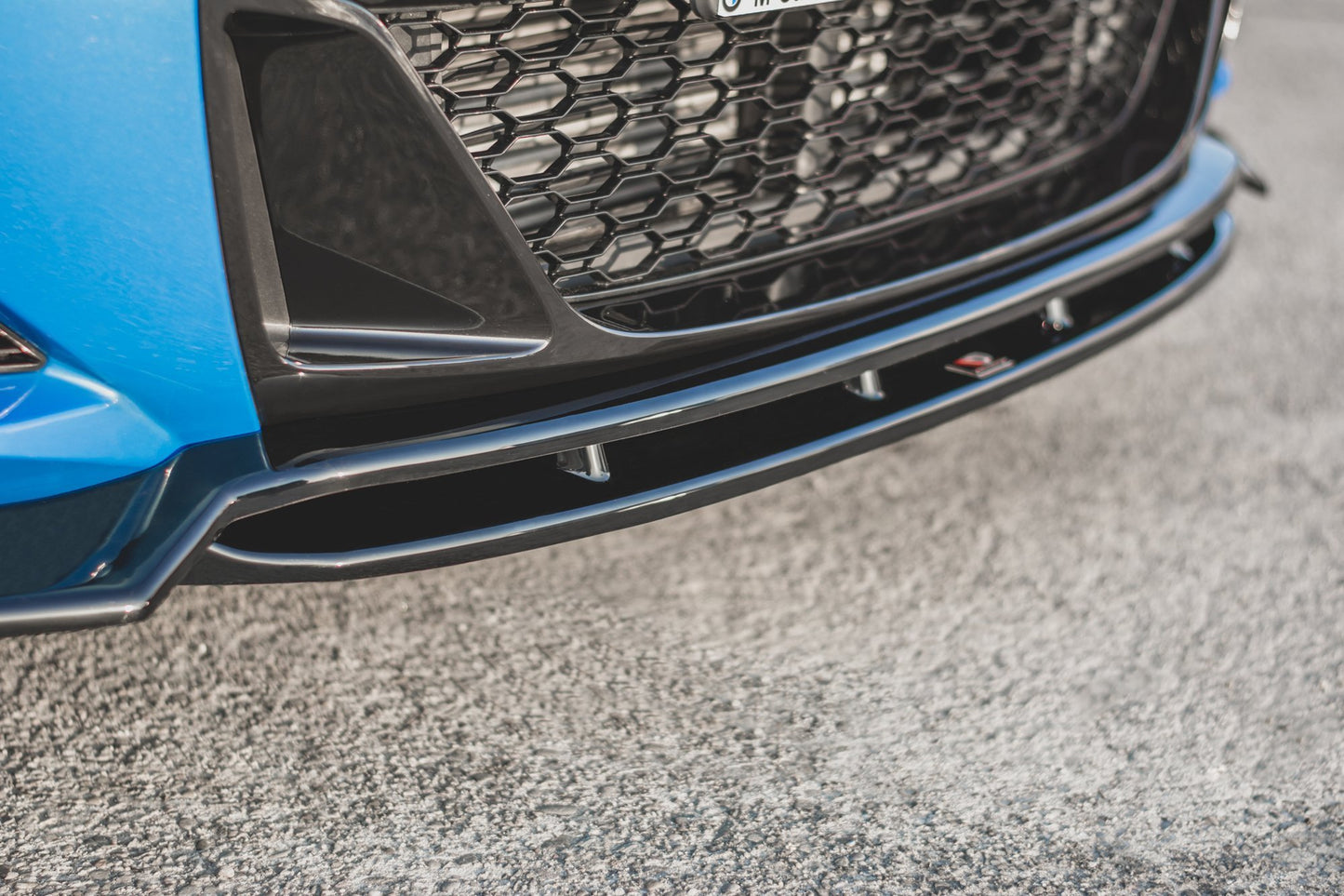 Maxton Front Ansatz für BMW X2 F39 M-Paket schwarz Hochglanz