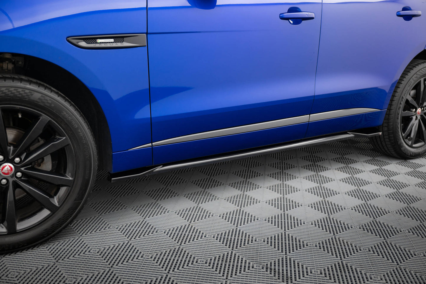 Maxton Seitenschweller Ansatz für Jaguar F-Pace R-Sport Mk1 schwarz Hochglanz