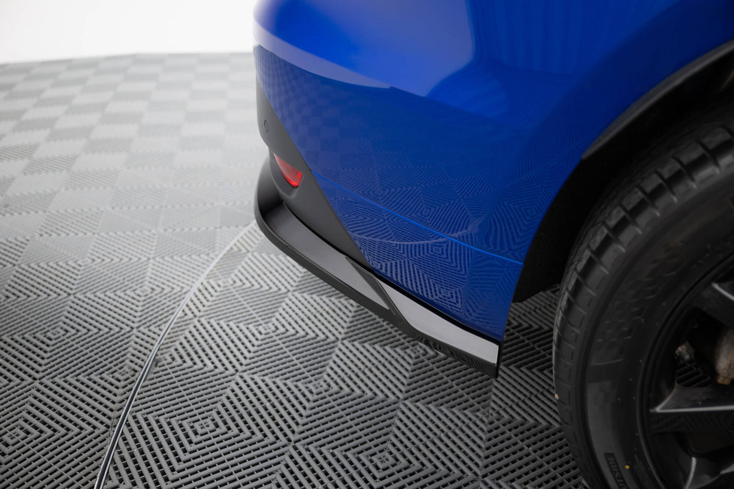 Maxton Hinten Splitter (mit einem vertikalem balken) Jaguar F-Pace R-Sport Mk1 schwarz Hochglanz