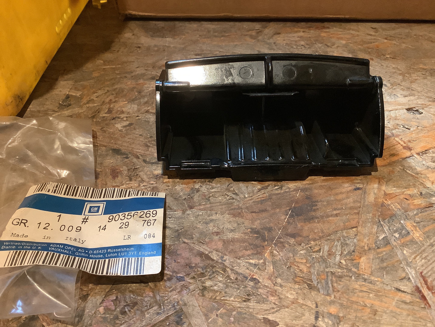 Opel Calibra Aschenbecher hinten Original GM NEU