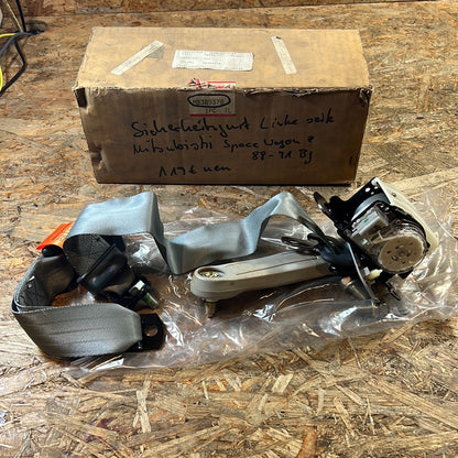 Original Mitsubishi Sicherheitsgurt links Space Wagon 2 88-91 NEU MB389378