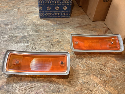 VW Bus T2 Blinker Satz links+rechts Original Hella NEU
