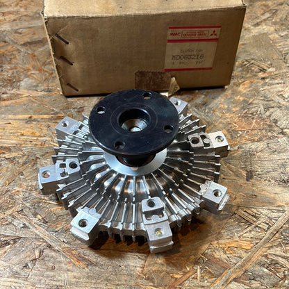 Original Mitsubishi Pajero 1 & 2 Elektrolüfter Monetro 2,5 TD NEU MD083218