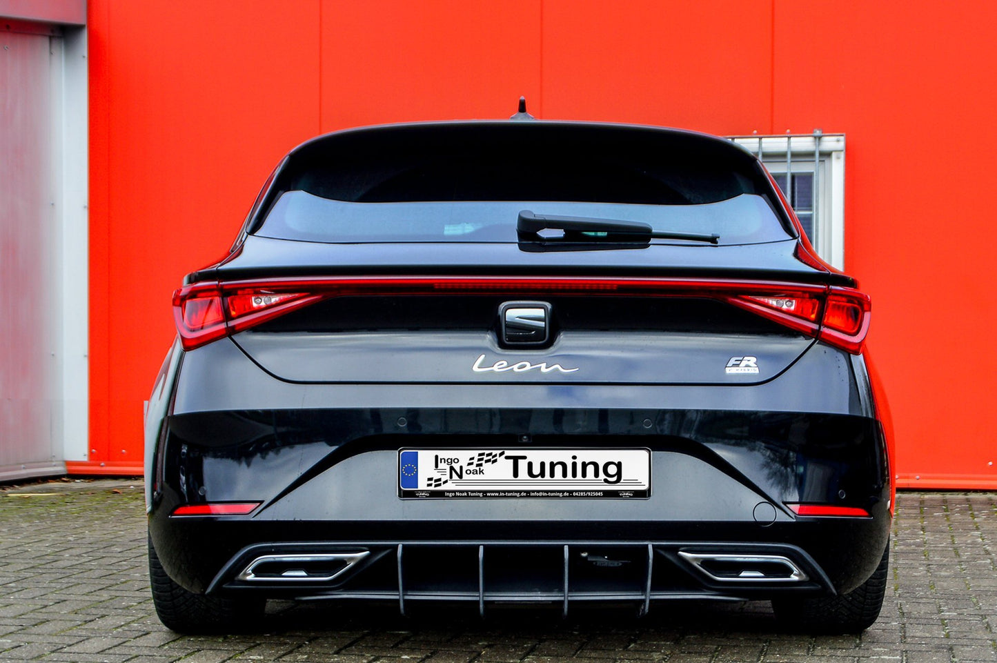 Gefräster Heckansatz Seat Leon 4 ( KL) ab Bj.: 2020- Schwarz Matt