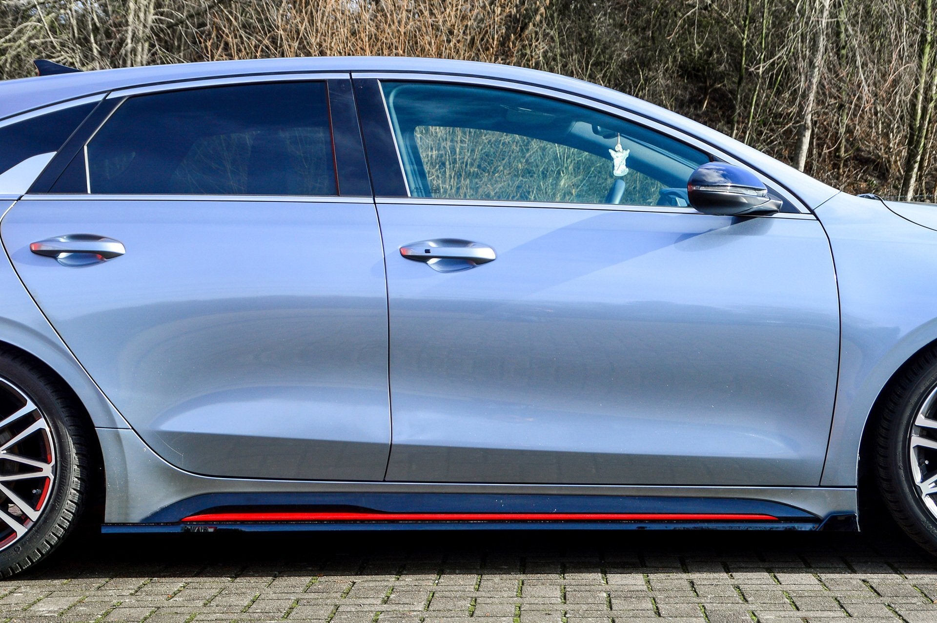 CUP Seitenschwellersatz mit Wing vorne Kia Ceed GT, CD ( FL) Carbon