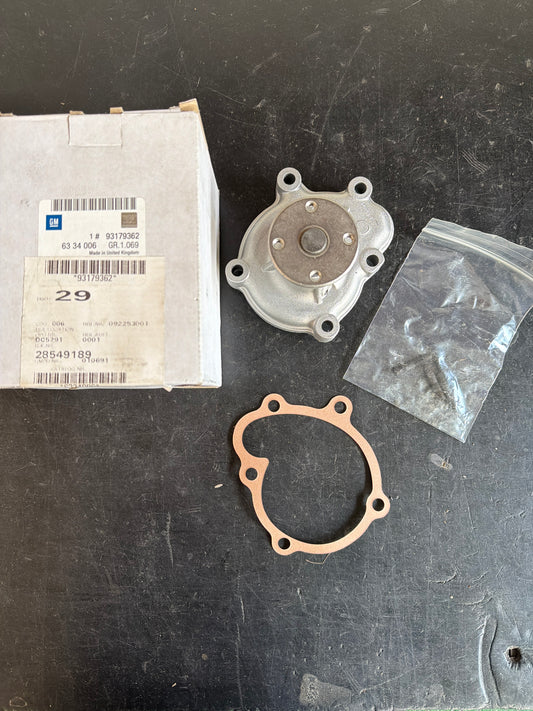 Original GM Opel Corsa A / B 1,5 TD Wasserpumpe NEU