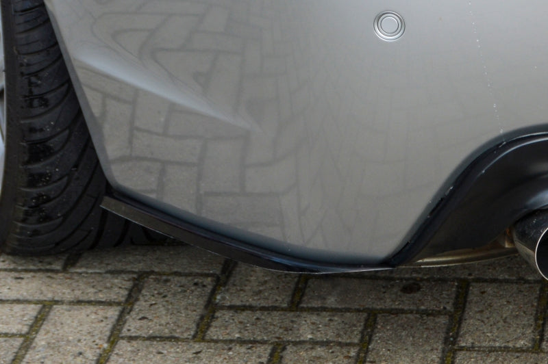 Heckansatz Seitenteile ABS BMW 5er E60+61 Bj.: 2003-2010 Schwarz Glanz