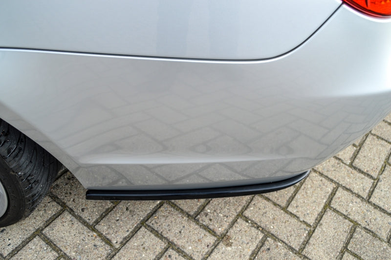 Heckansatz Seitenteile ABS BMW 5er E60+61 Bj.: 2003-2010 Schwarz Glanz