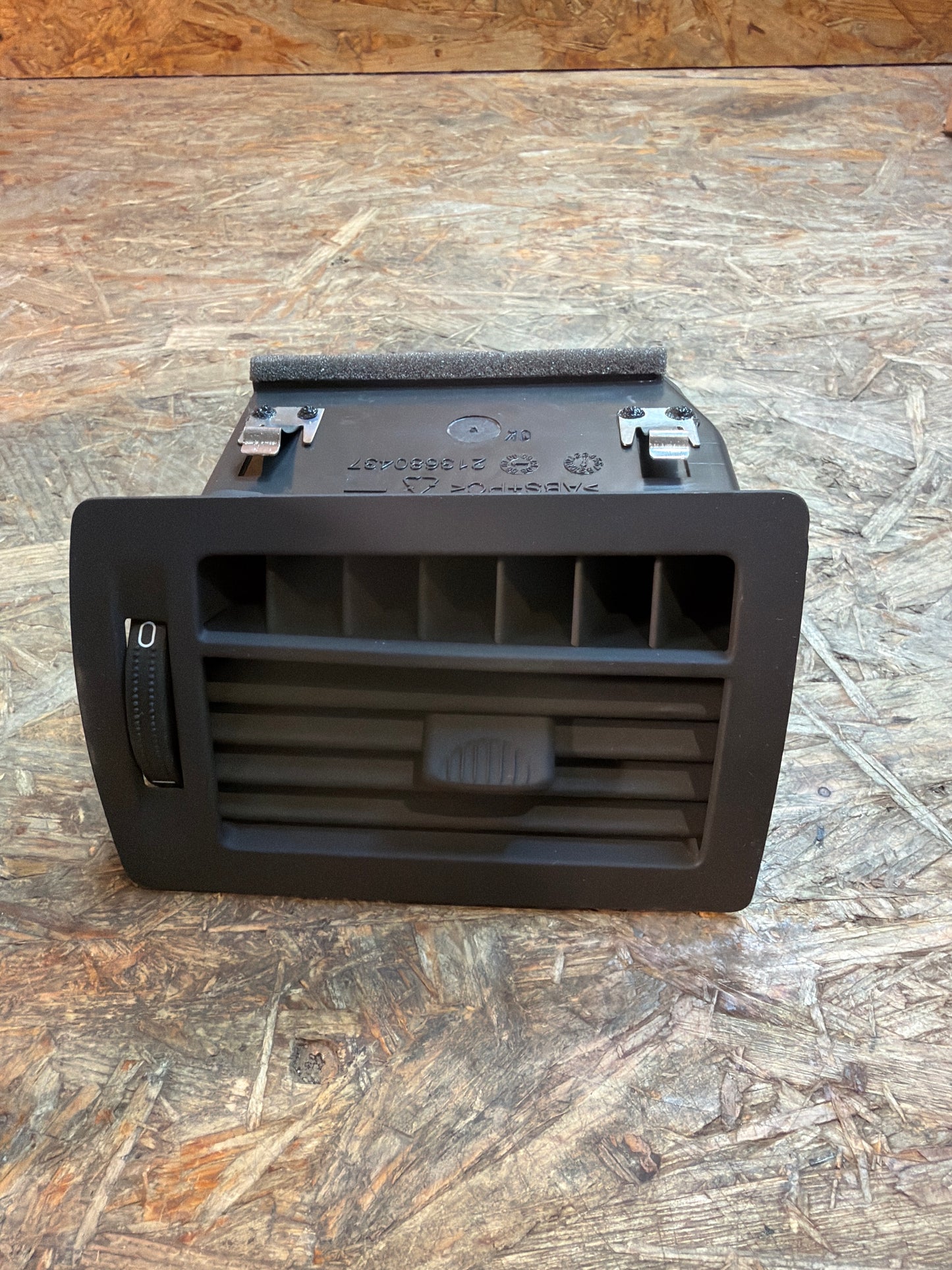 Original GM Opel Zafira B Luftdüse vorne links NEU