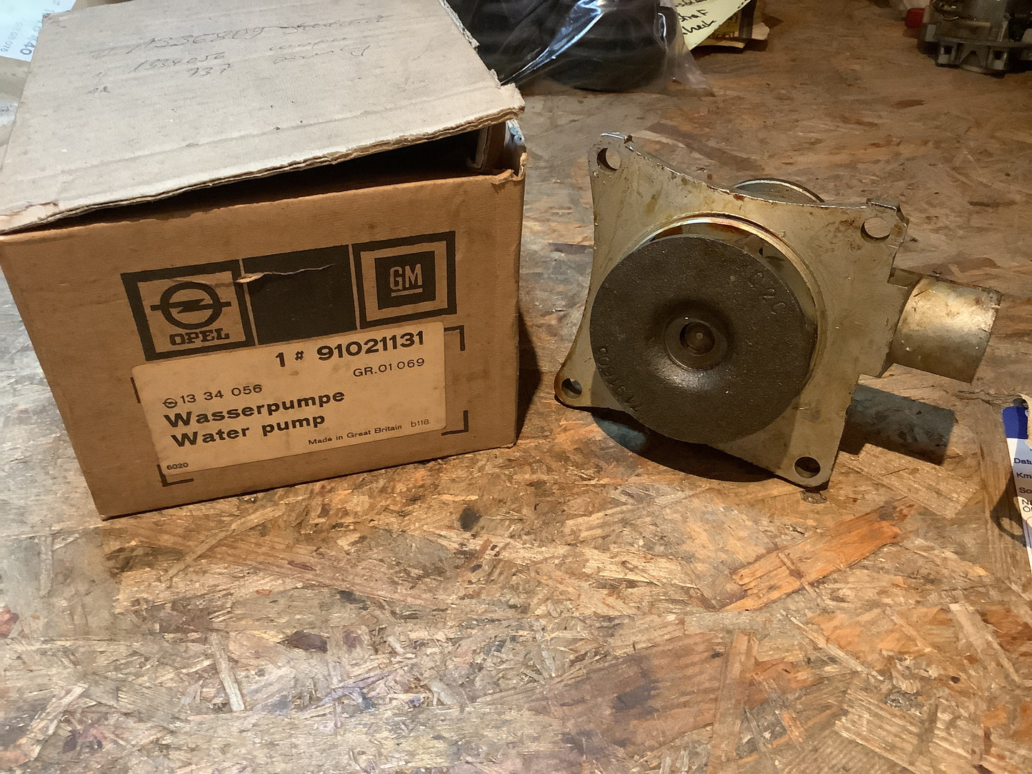 Bedford Wasserpumpe Original Opel NEU