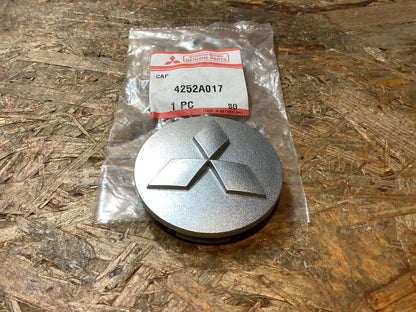 Mitsubishi Colt VI (Z2, Z3) Radnabendeckel (12 Zoll) Original Mitsubishi NEU