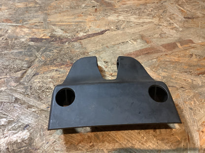 Audi 80/90 Typ 89, Audi 100/200 Typ 44 Blende Heckklappenschloss Original VW NEU
