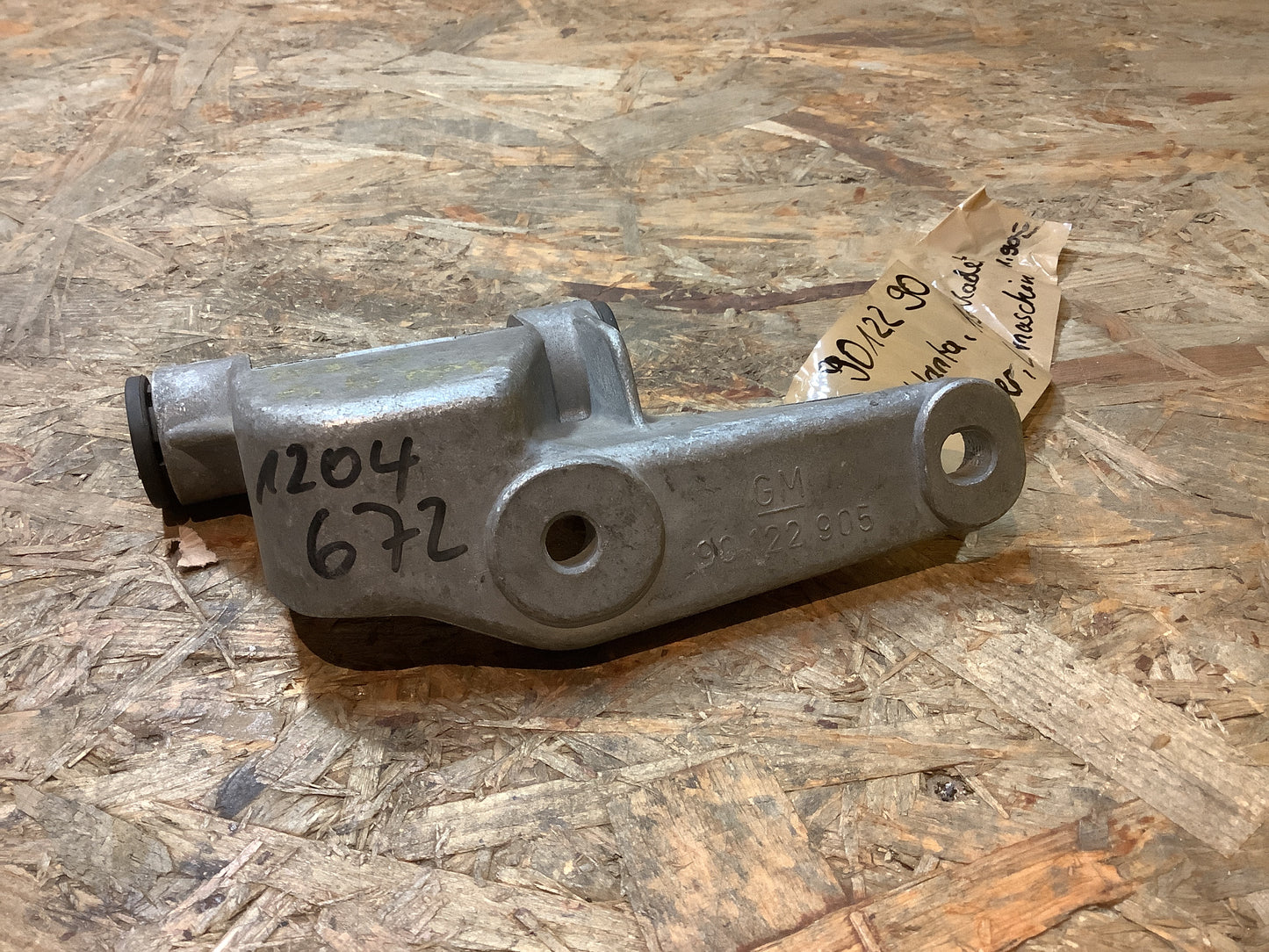 Manta, Ascona, Kadett Halter, Lichtmaschine Original GM NEU