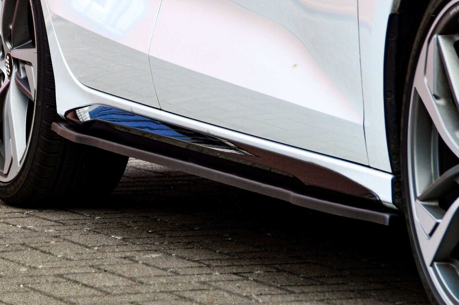CUP Seitenschwellersatz ABS Audi A3, 8Y Ab Bj.: 2019 - Schwarz Glanz
