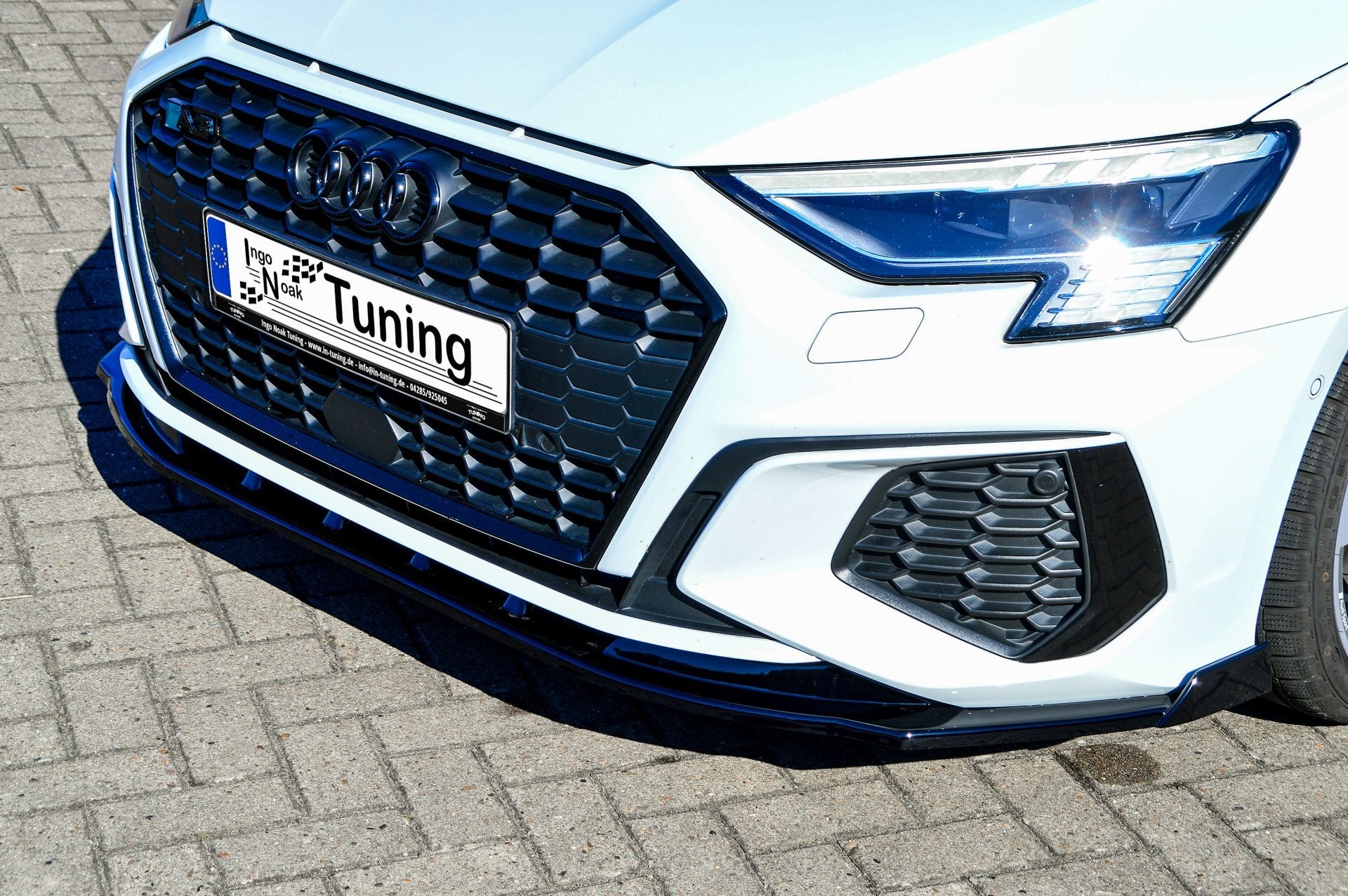 CUP Frontspoilerlippe ABS mit Seitenwing Audi A3, 8Y Schwarz Glanz