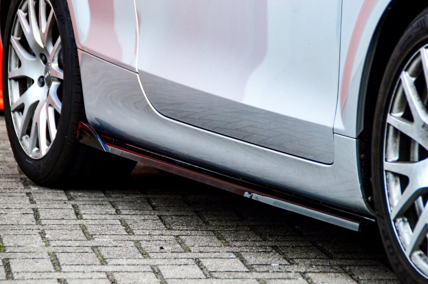 CUP Seitenschwellersatz Wing Audi TT 8J Ab Bj.: 2006-2014 Schwarz Glanz