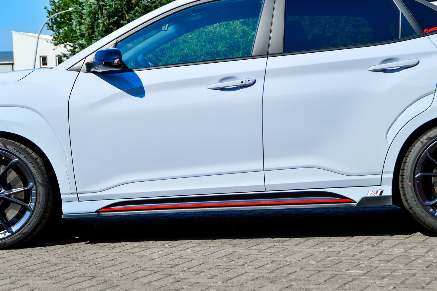 CUP Seitenschwellersatz mit Wing hinten Hyundai Kona N Schwarz Glanz
