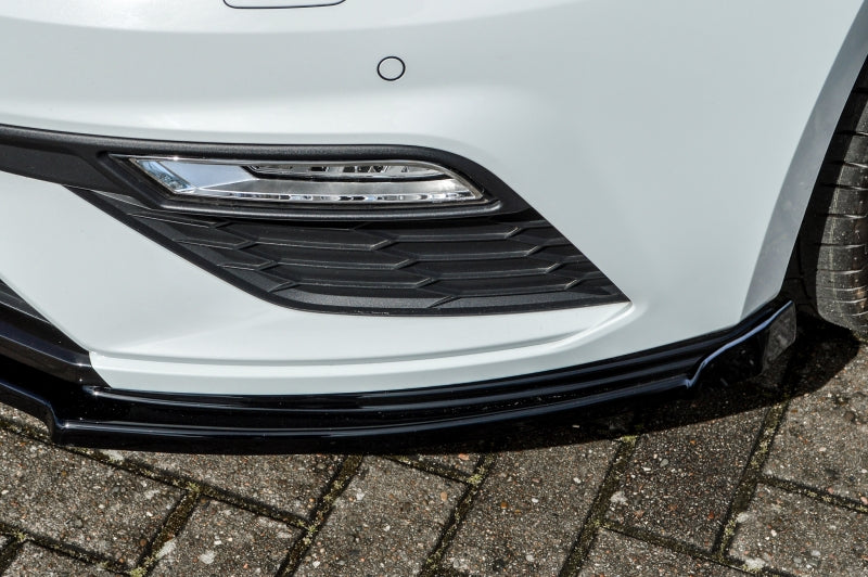 CUP Frontspoilerlippe ABS mit Seitenwing Seat Leon 3, Facelift Carbon