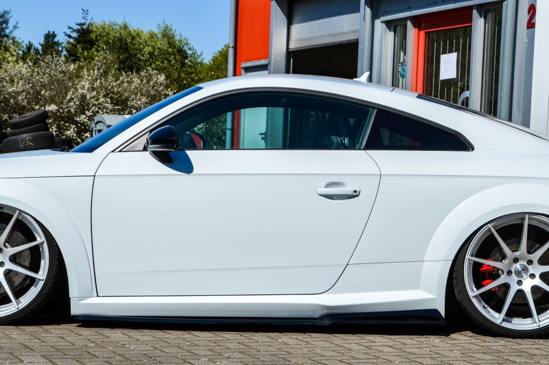 CUP Seitenschweller Wing Audi TT 8S, S-Line Bj.: 2014-2018 Schwarz Glanz
