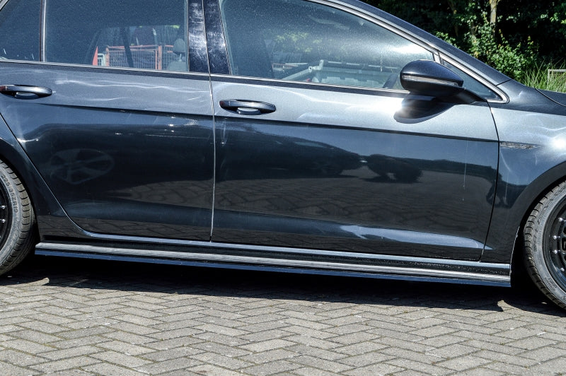 CUP Seitenschweller Volkswagen Golf 7 R, Typ AU Facelift Schwarz Glanz