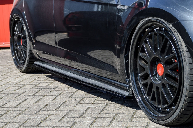 CUP Seitenschweller Volkswagen Golf 7 R, Typ AU Facelift Schwarz Glanz
