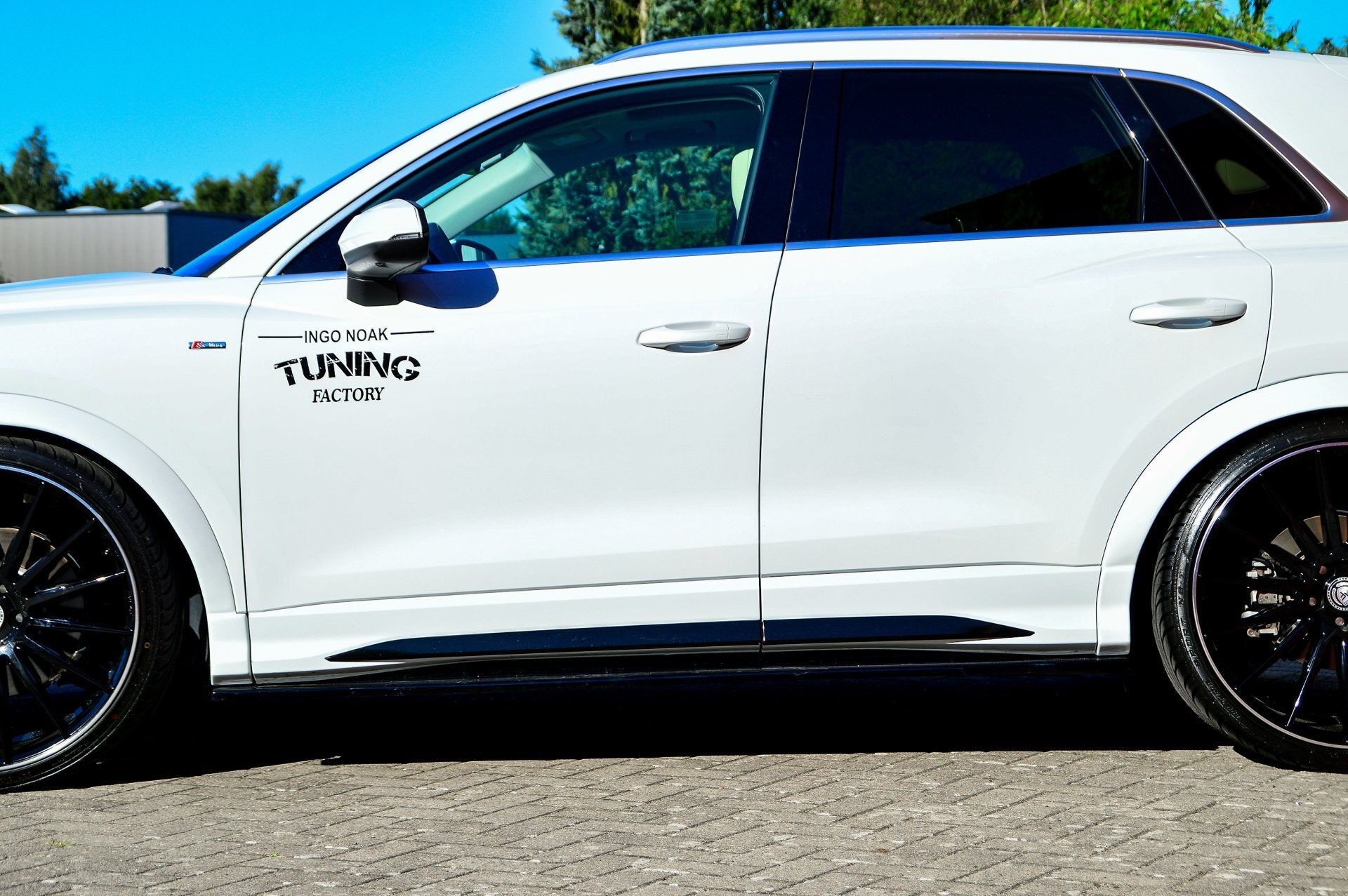Seitenschwellersatz ABS Audi Q3, Typ F3 ab Bj.: 2018- Schwarz Glanz