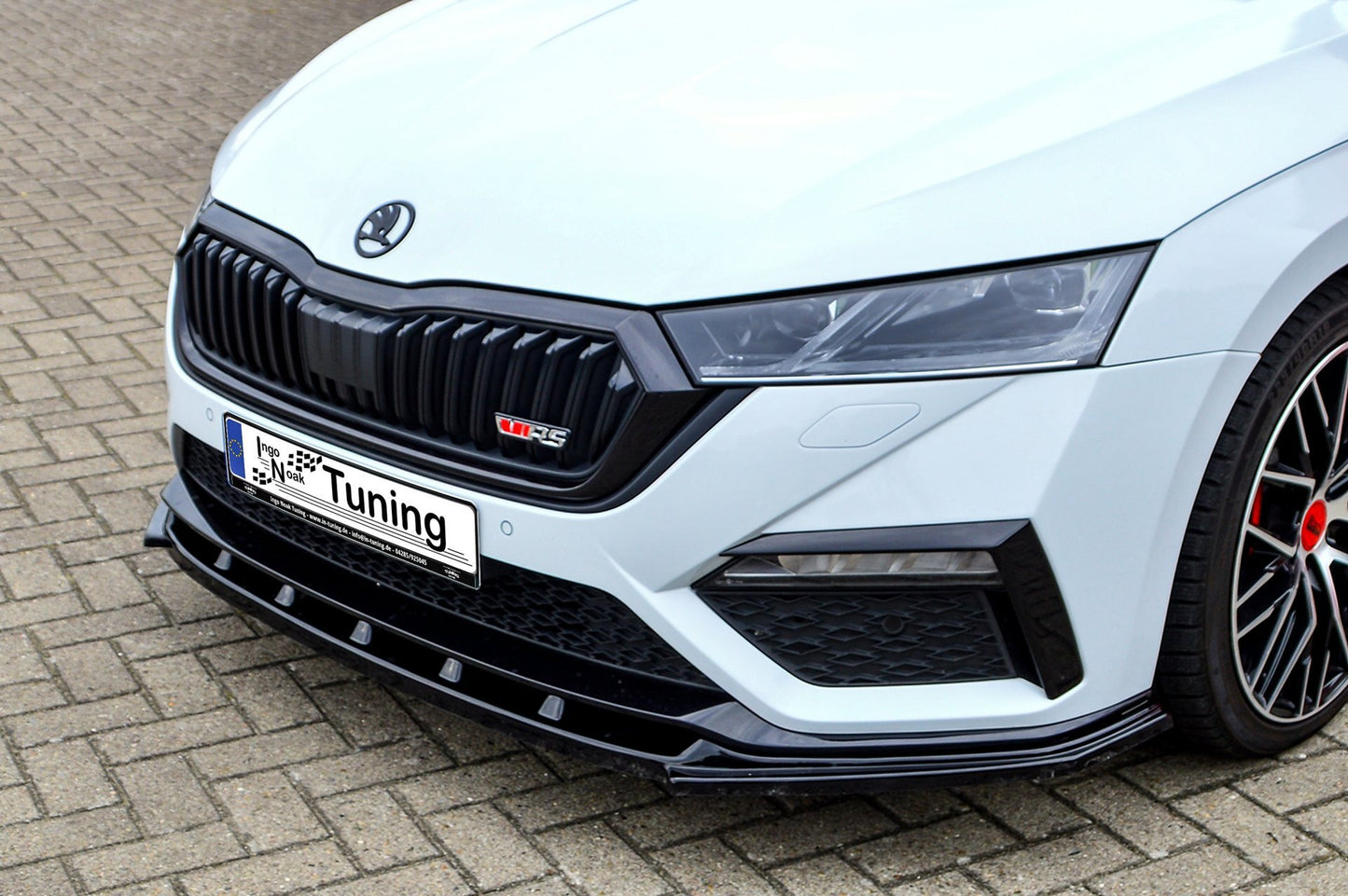 CUP Frontspoilerlippe ABS Skoda Octavia RS, NX, Combi Schwarz Glanz