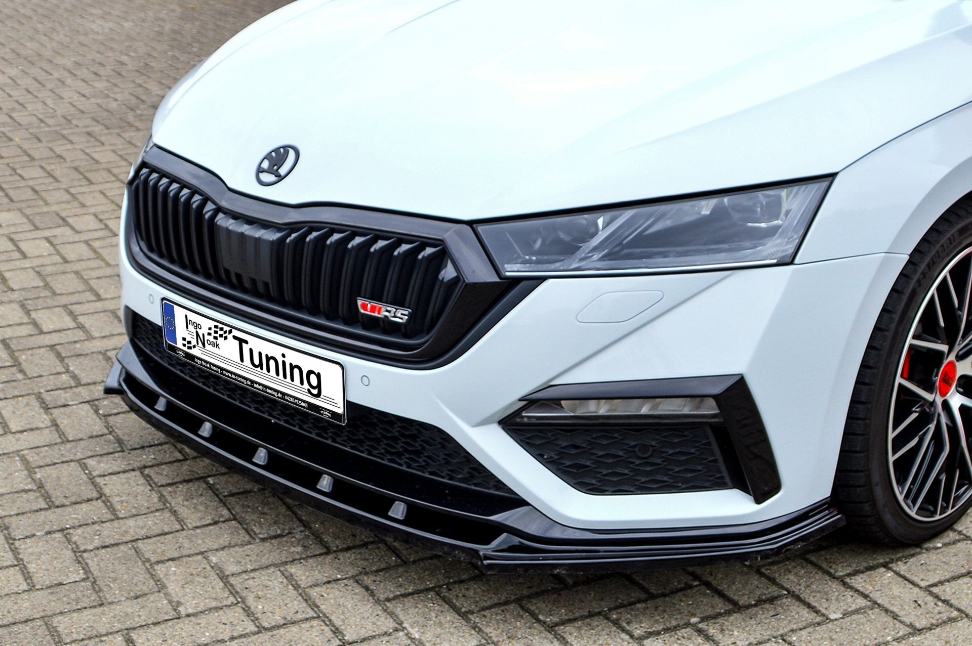 CUP Frontspoilerlippe ABS Skoda Octavia RS, NX, Combi Schwarz Glanz
