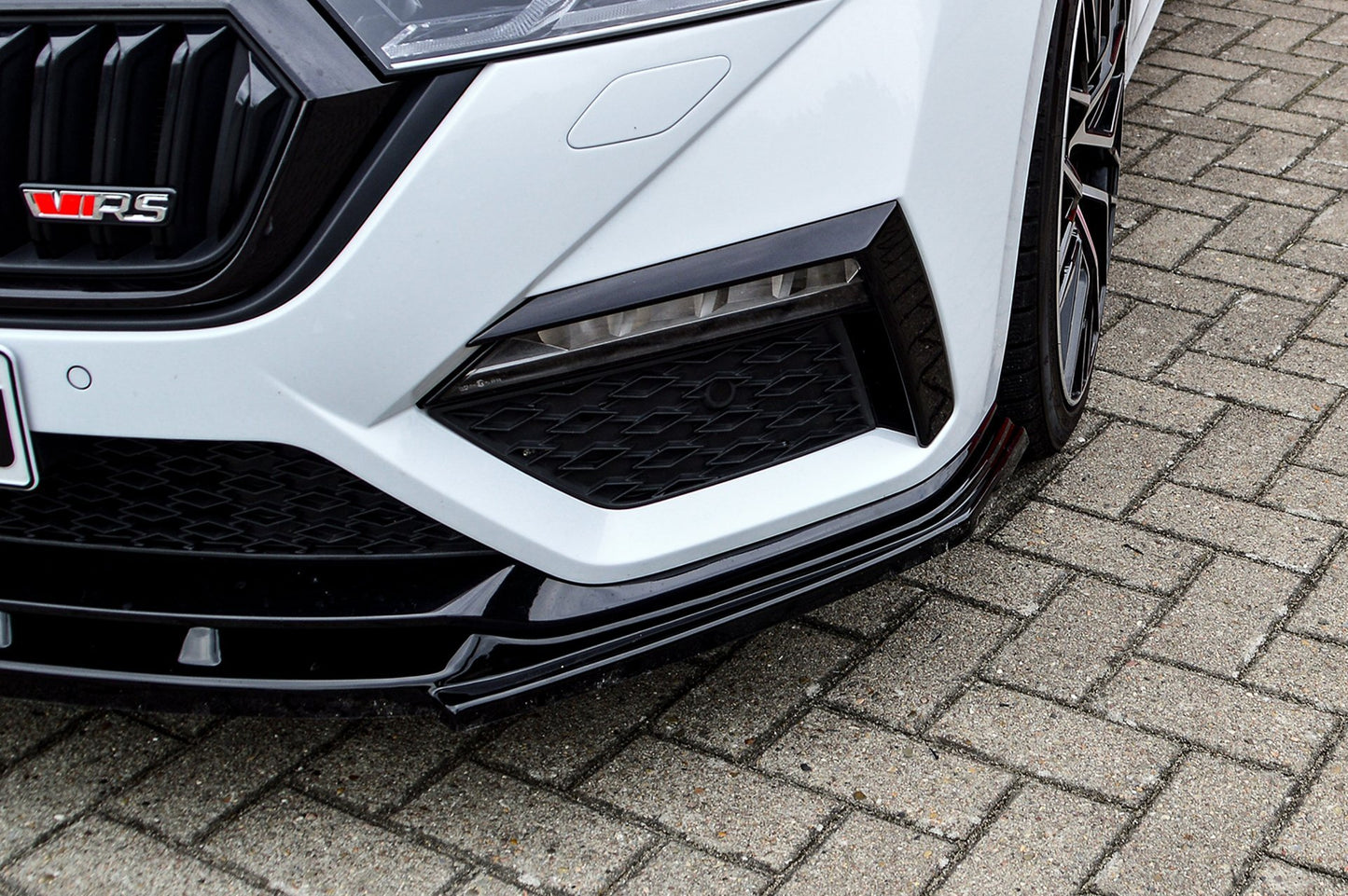 CUP Frontspoilerlippe ABS Skoda Octavia RS, NX, Combi Schwarz Glanz