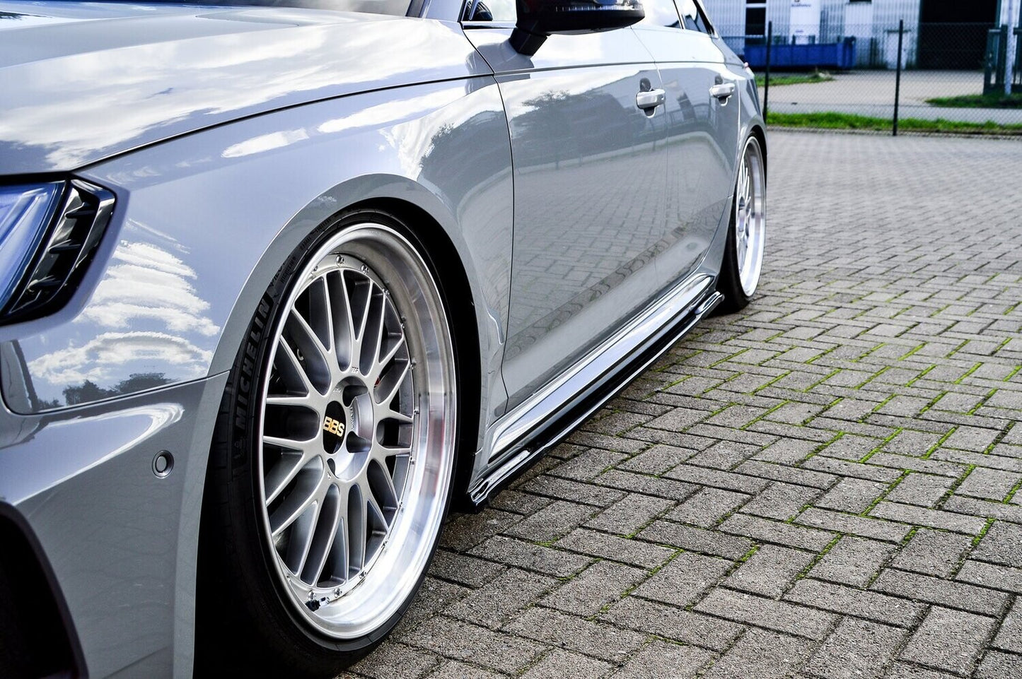 Seitenschwellersatz ABS Audi RS4, B9, Avant Bj.: 2017-2020 Schwarz Glanz
